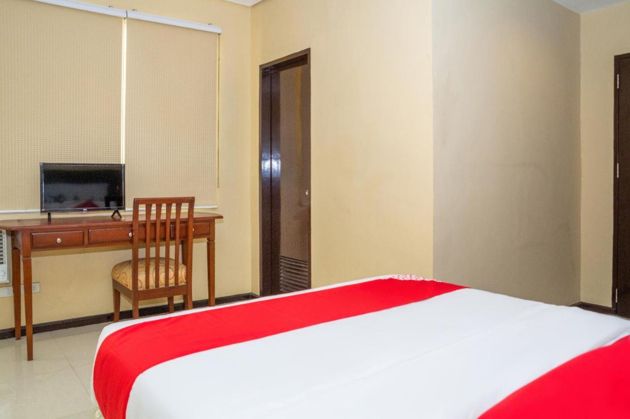 Oyo 133 Jazzy James Country Hotel 2 Davao Exterior photo