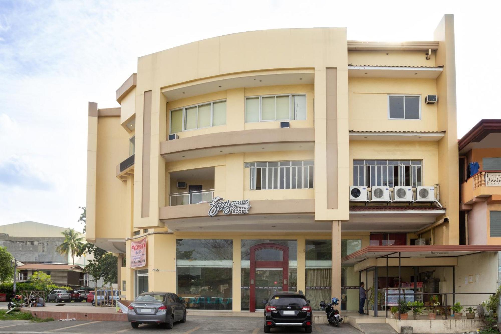 Oyo 133 Jazzy James Country Hotel 2 Davao Exterior photo