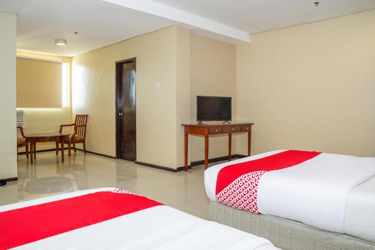 Oyo 133 Jazzy James Country Hotel 2 Davao Exterior photo